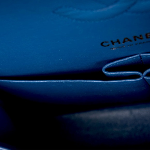 Chanel Classic 💙💙 Denim Flap Bag - exclusive collector piece!! ❌SOLD❌ - Picture 4 of 7